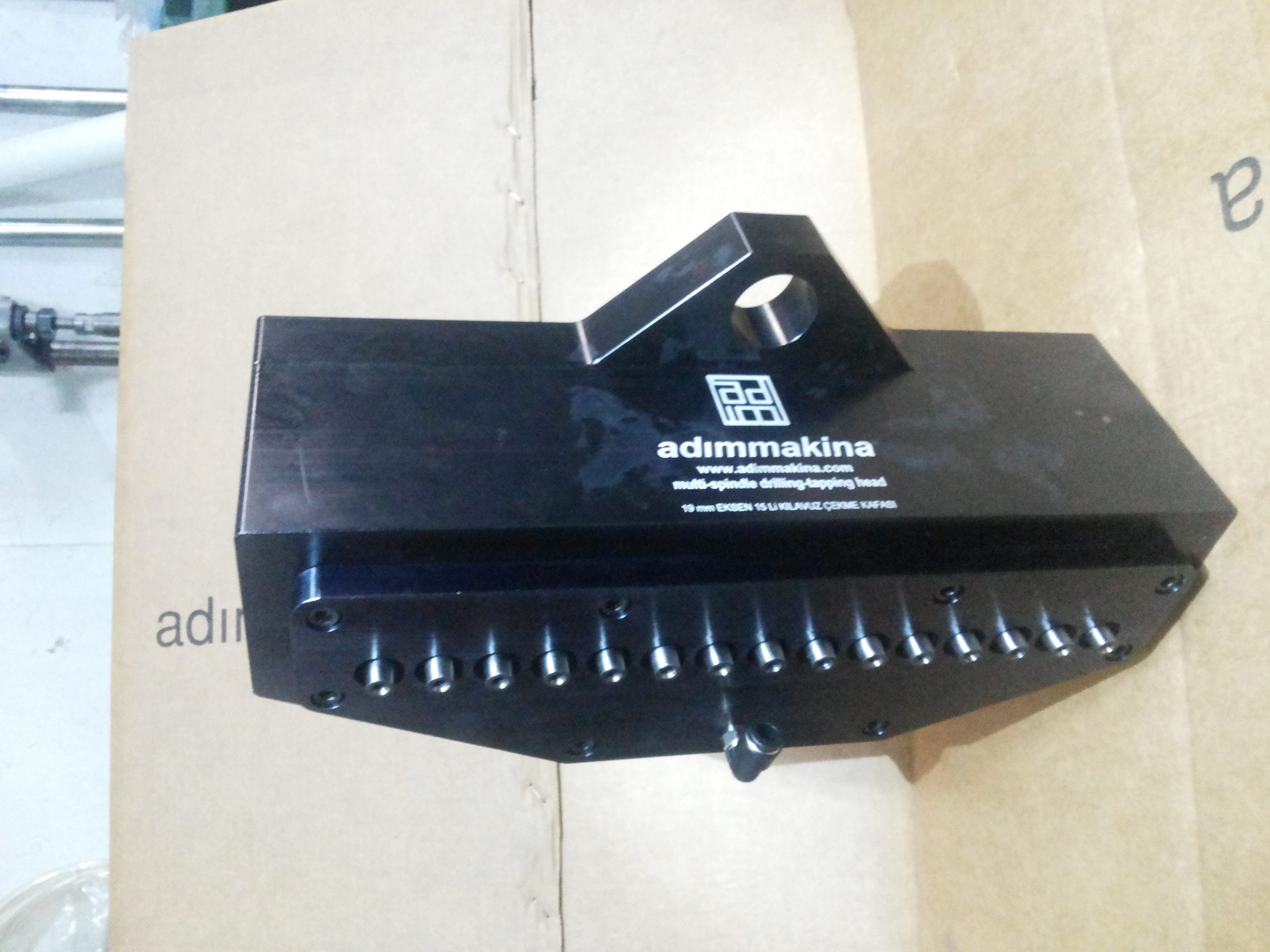 Çoklu Delme ve Kılavuz Çekme Kafaları